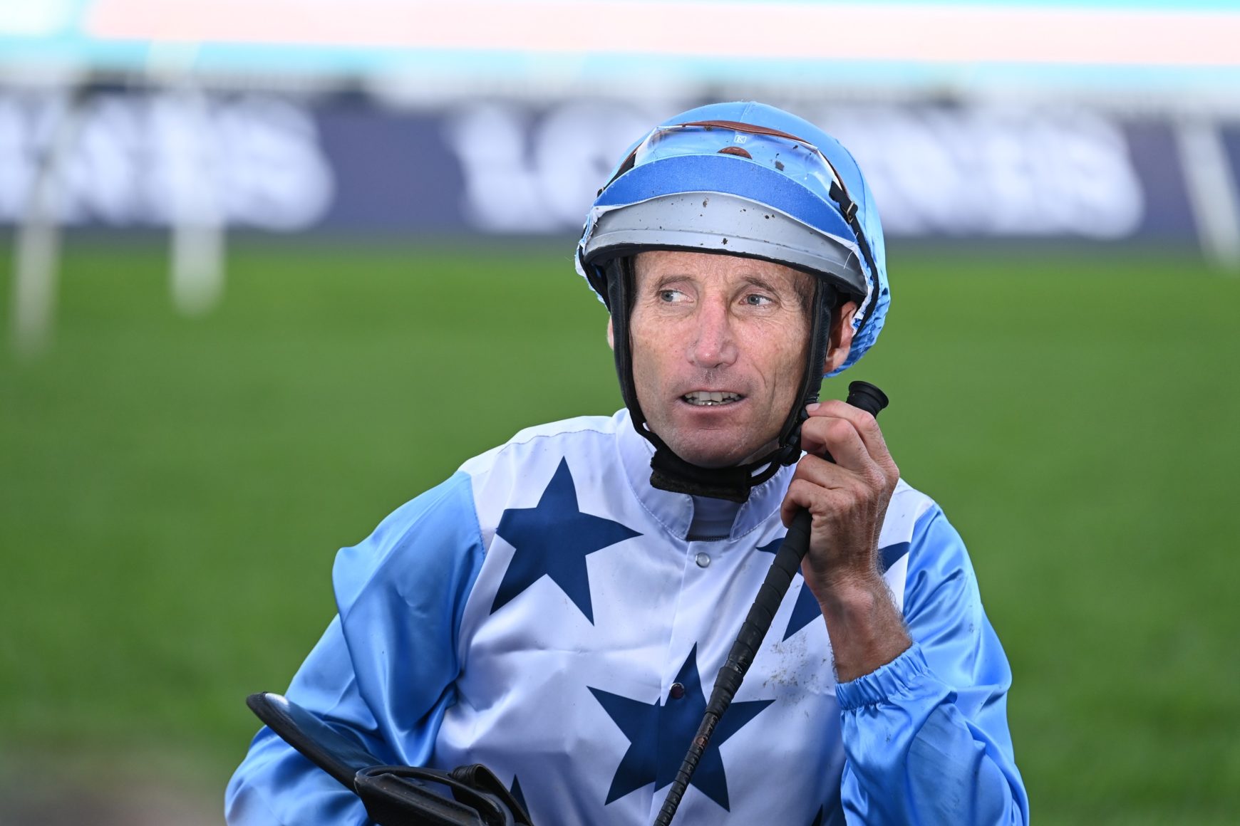 Damien Oliver races into record books at Randwick Just Racing